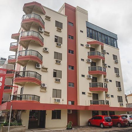 Hotel Pallis Ерешін Екстер'єр фото
