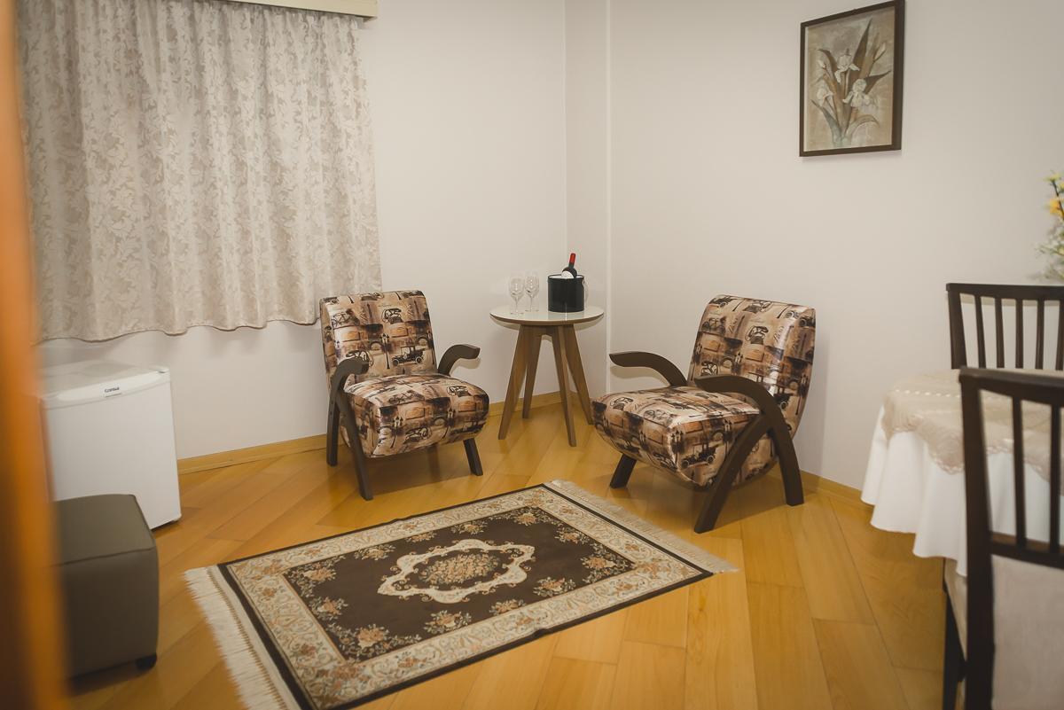 Hotel Pallis Ерешін Екстер'єр фото